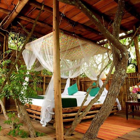 The Saraii Tree Lodge Tissamaharama Eksteriør billede