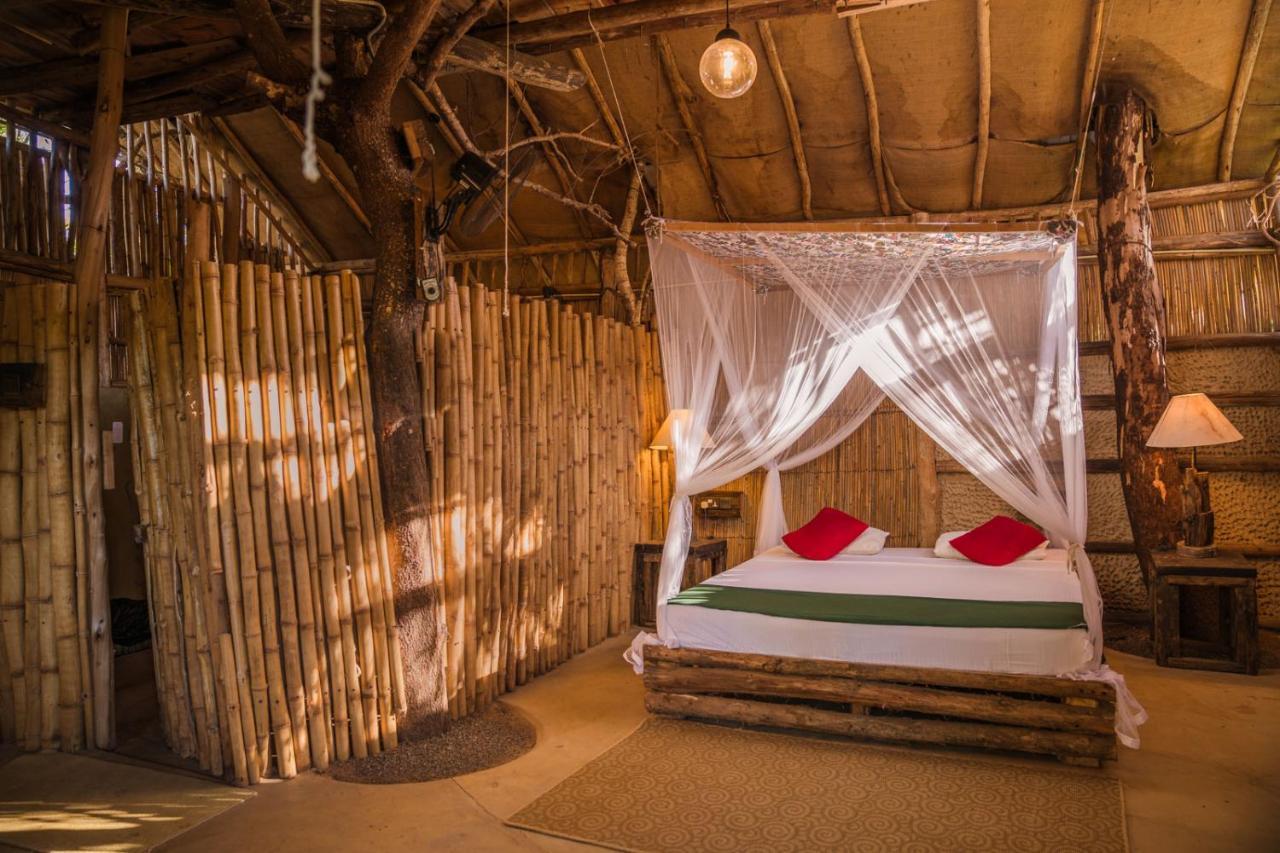 The Saraii Tree Lodge Tissamaharama Eksteriør billede